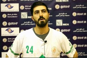 یک مازنی در اردوی تیم ملی هندبال/ محمد غلامی زیر نظر رافائل کاستیلو