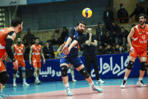 نقش یک آملی در شکست مهرگان نور/ عادل غلامی با توپ پر برگشت