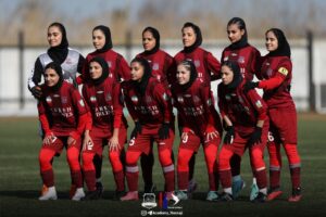 نساجی روی تراکتور خط کشید!/ دختران نساجی‌چی برنده جدال نخست