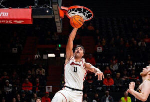 پارسا فلاح در جمع تیم برتر NCAA/ سِنتر آملی، ستاره‌ی کنفرانس غرب