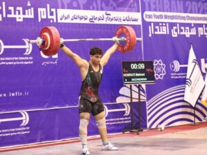 رقابت های وزنه برداری جوانان کشور/ پدیده ای به نام نصرتی!