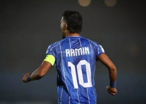 رامین باز هم در خط مقدم!/ حاشیه با دستبند کاپیتانی