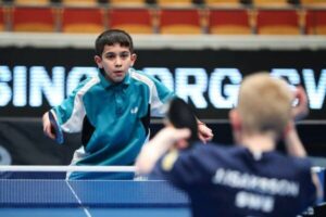 انگلیس به پینگ‌پنگ‌باز ۱۱ ساله ایران ویزا نداد!