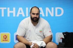 شریفی: دوران مصدومیت در اسنپ کار می‌کردم/ مسئولان فقط در روز کسب مدال پیام می‌دهند